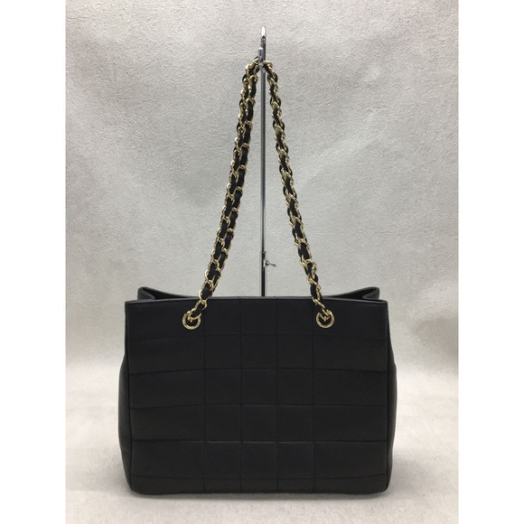 Chanel Lamb Leather Chain Shoulder Bag - Picture 4 of 6